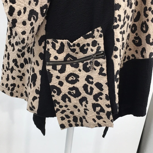 Ali Miles Cream Black Leopard Print Tunic Top Womens Large‎ Cowl Neck - Picture 2 of 10